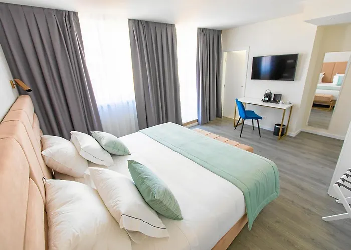 ホテル Mondego 3*