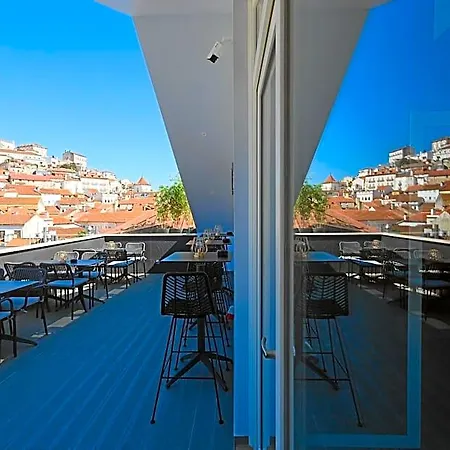 Mondego 3*