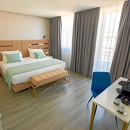 Mondego Hotel 3*